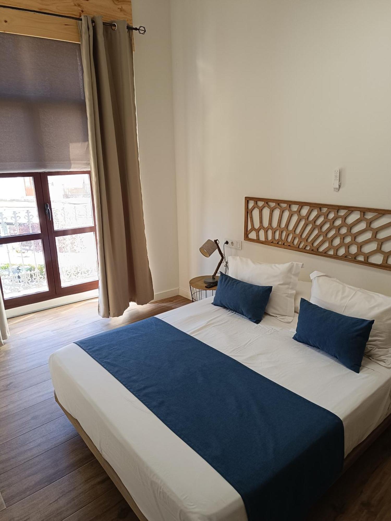 Apartamentos Al-Qazeres Luxury La Concepcion Caces Exterior foto